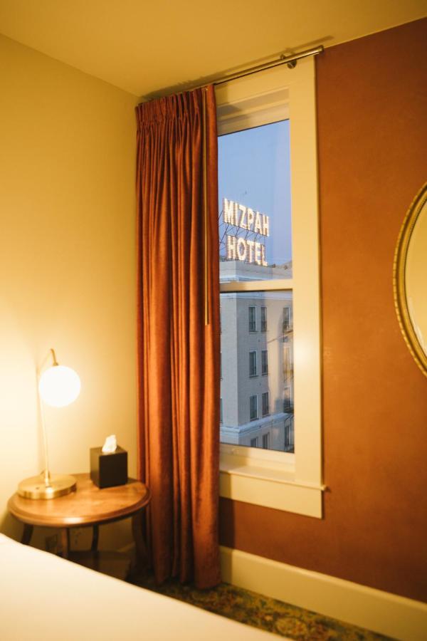 Belvada Hotel Tonopah Kültér fotó